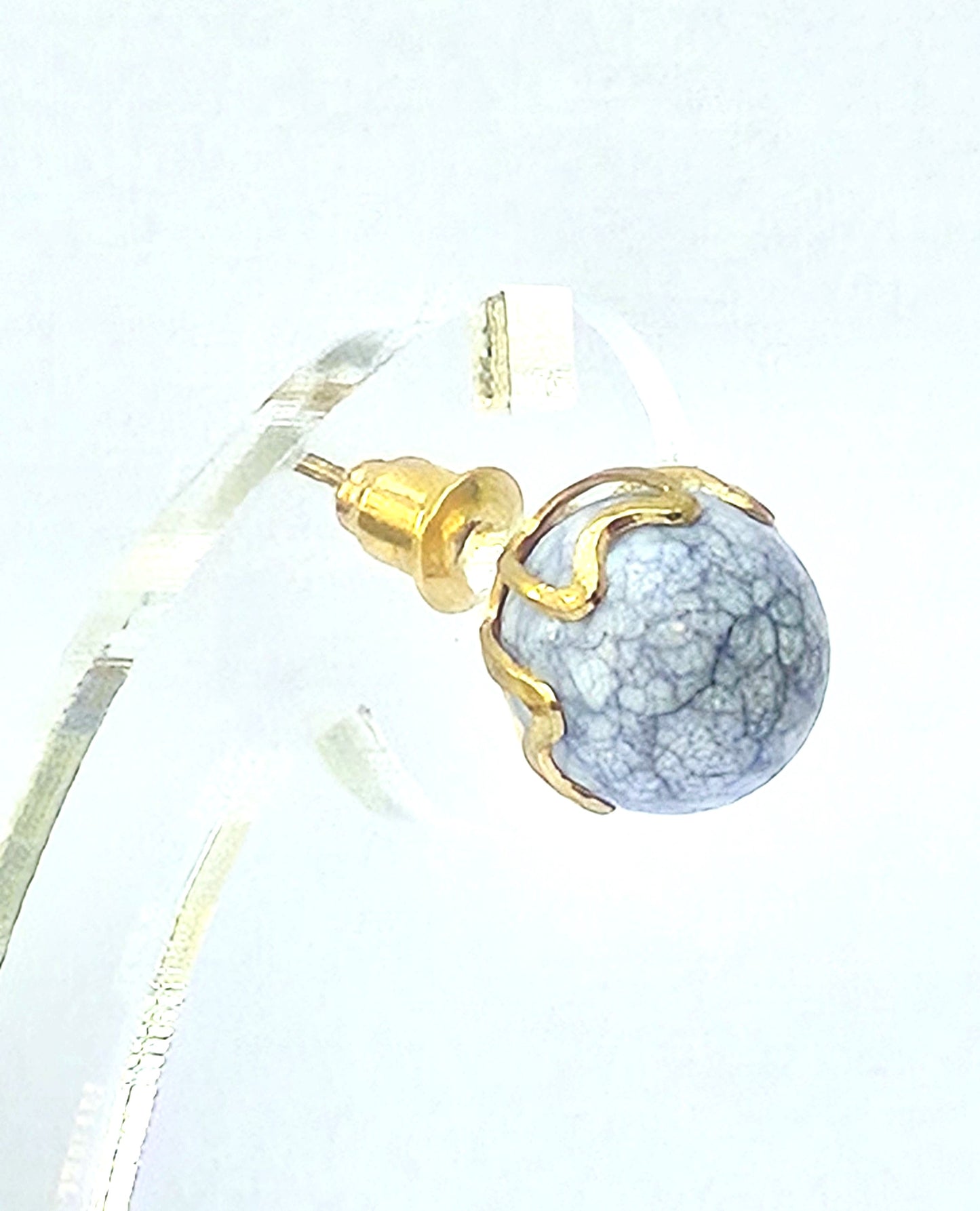 Greyish White and Gold, Crackle-effect Stud Earrings