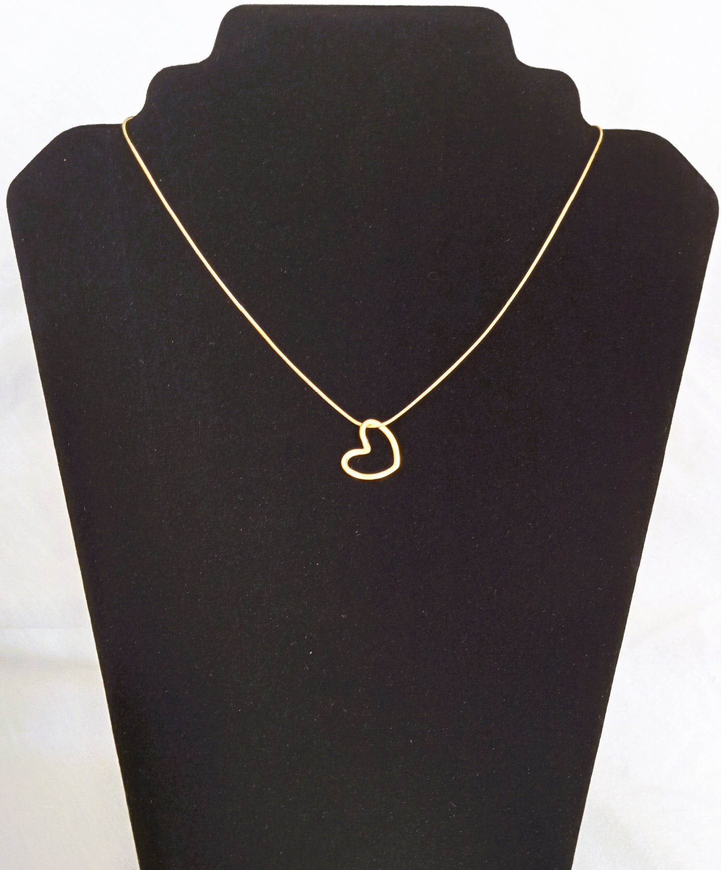 Hollow Heart Pendant Necklace