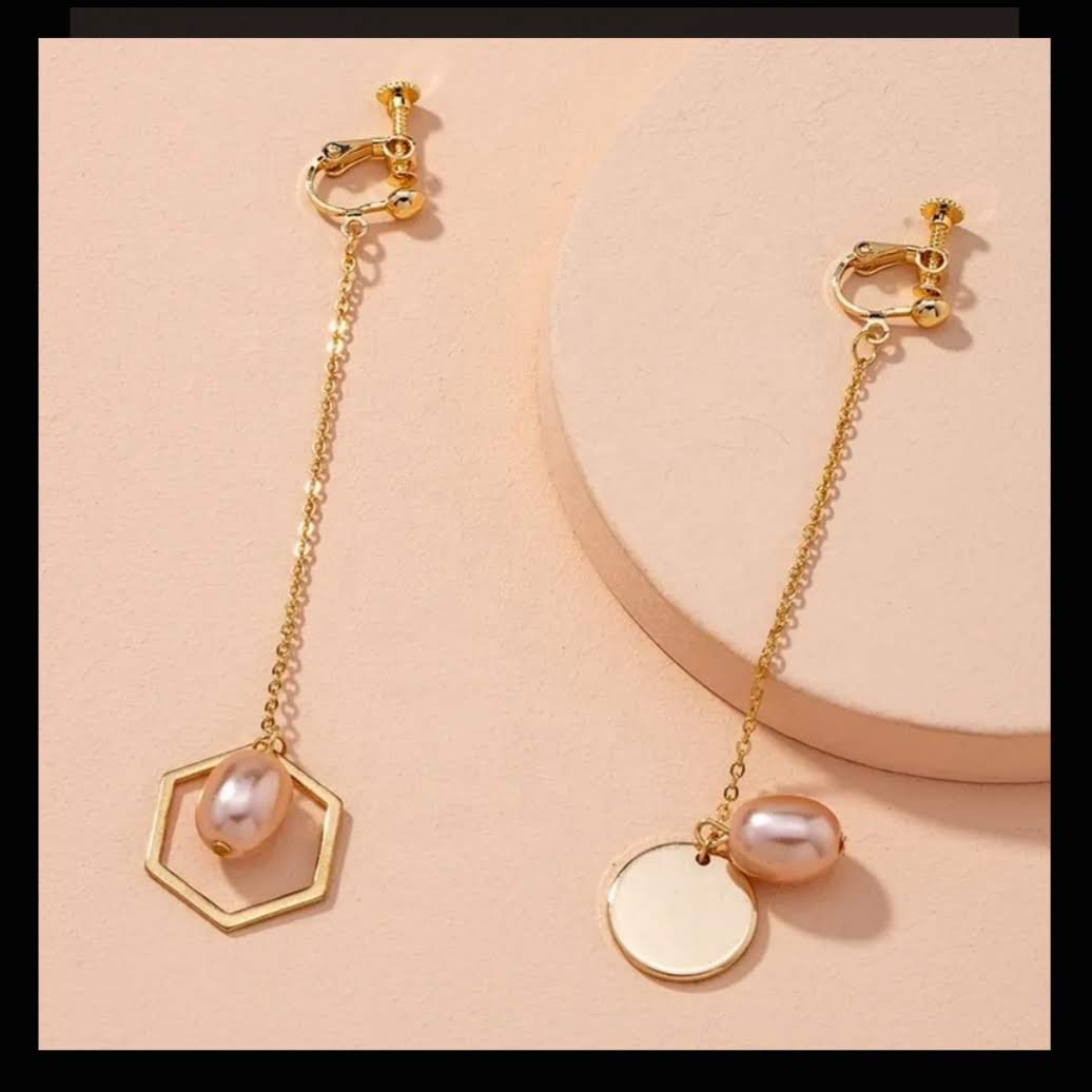 Gold Mismatched Geometric, Chain Pearl Drop Earrings